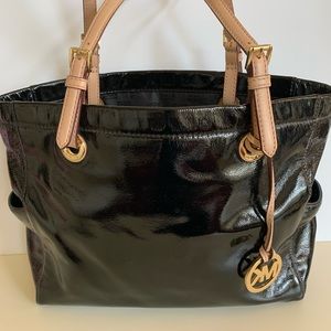 MICHAEL KORS BLACK TOTE BAG